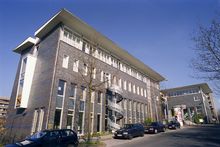SAALBAU Zentrum am Bügel